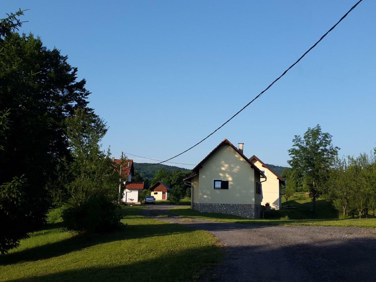 Apartments Jure Smoljanac Buitenkant foto